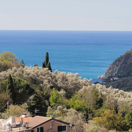 Casa Vacanza Il Portico Монелья Экстерьер фото