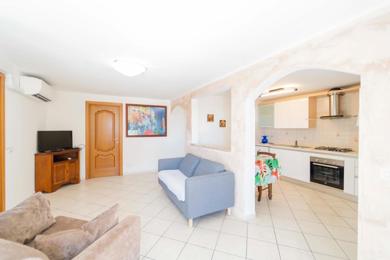 Casa Vacanza Il Portico Монелья Экстерьер фото