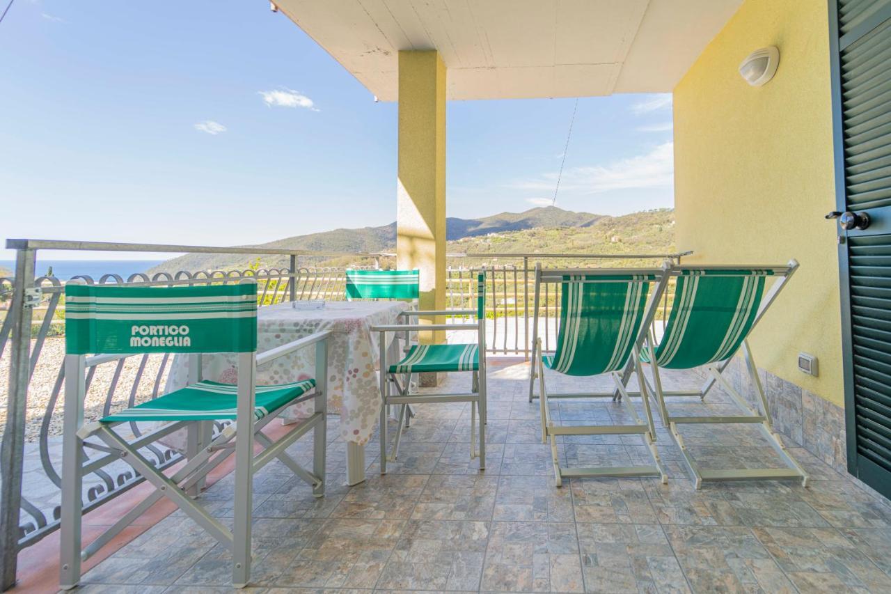Casa Vacanza Il Portico Монелья Экстерьер фото