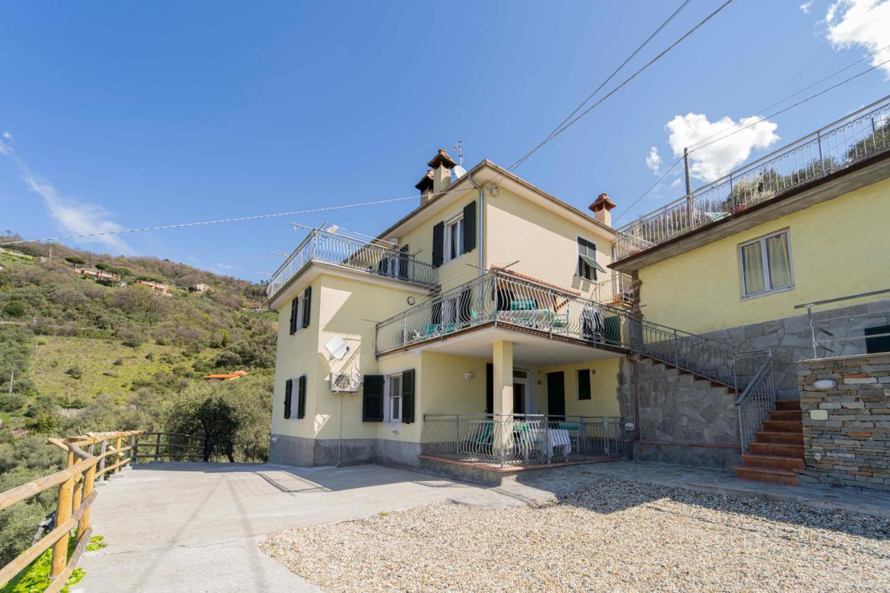 Casa Vacanza Il Portico Монелья Экстерьер фото